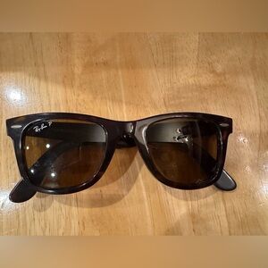 Ray Ban polarized wayfarer sunglasses women’s